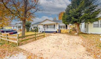 815 N 7th St, Arkansas City, KS 67005