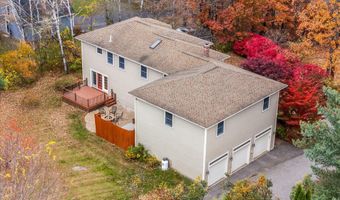 147 Fairway Dr, Auburn, ME 04210