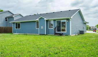 1330 10th Ave SE, Altoona, IA 50009