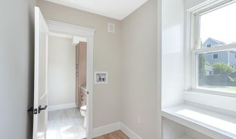 28 Carroll Ave, Newport, RI 02840