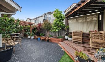 1129 Clarke Ln, Alameda, CA 94502