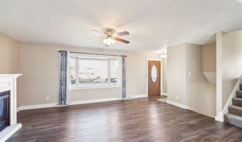 321 NE 9th St, Ankeny, IA 50021