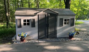 3702 Dumont Rd, Allegan, MI 49010