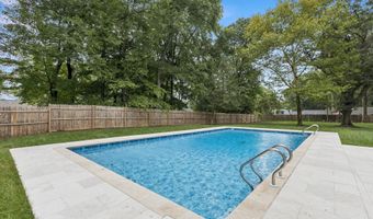 5005 RAVENSWORTH Rd, Annandale, VA 22003