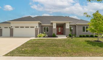 921 Justine Cir E, Indianapolis, IN 46234