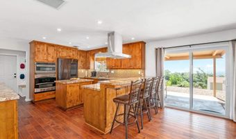 3008 N Victoria Dr, Alpine, CA 91901