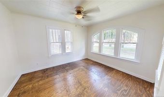 805 E 17th St, Ada, OK 74820
