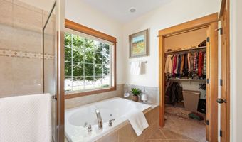 27 Gage Ter, Bigfork, MT 59911
