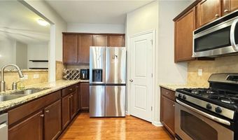 2160 Greencrest Cir, Alpharetta, GA 30004