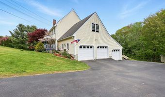 55 Robinson Ln, Barrington, NH 03825