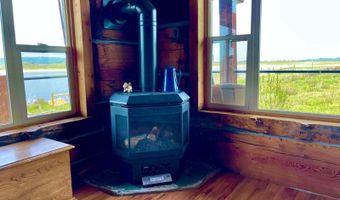36 S Shore Rd, Babb, MT 59411