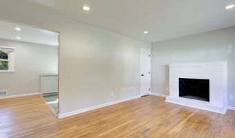 4 ROOSEVELT Dr, Annapolis, MD 21401