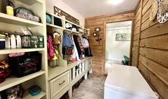 204 W Kerby St, Cascade, ID 83611