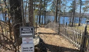 14 Lakeshore Dr, Belgrade, ME 04917