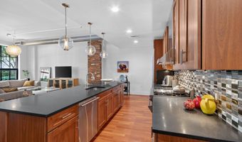 1600 CLARENDON Blvd W107, Arlington, VA 22209