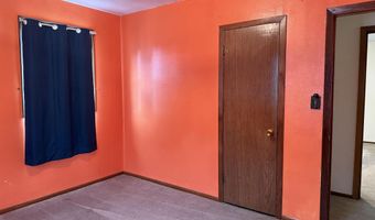 540 S 8th St, Akron, IA 51001