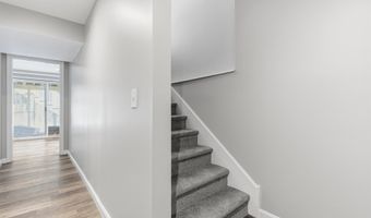 6 Mulberry Ln, Amherst, NH 03031