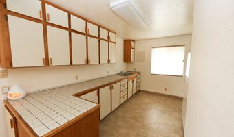 542 PACIFIC Ave, Brookings, OR 97415