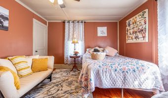 483 Store Hill Rd, Austinville, VA 24312