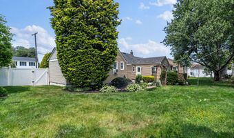 149 9th St, Belford, NJ 07718