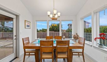 822 SPYGLASS Dr, Bandon, OR 97411