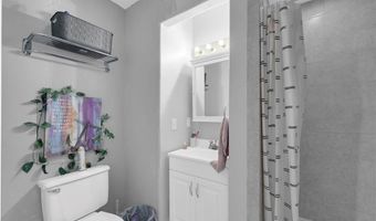 703 S Orange St, Alton, TX 78573