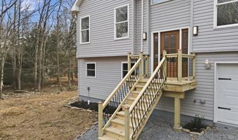 45 Tamarack Ter, Albrightsville, PA 18210