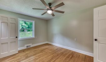 3935 Erwin Hwy, Afton, TN 37616
