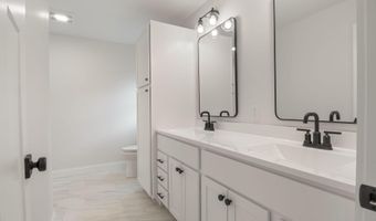 1508 Foxes Ridge Rd, Acton, ME 04001