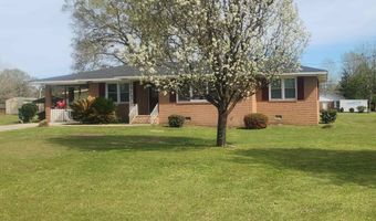 102 N Hazel Ave, Andrews, SC 29510