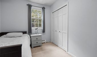 14 Jackson Schoolhouse Rd, Glocester, RI 02814
