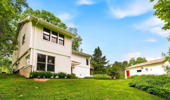 5084 Woodland Ave, Bagley, MN 55803