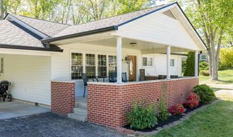 137 Edgewood Dr, Bedford, IN 47421
