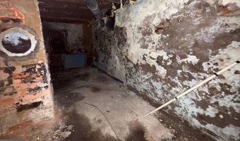 2520 W CHESTNUT Ave, Altoona, PA 16601