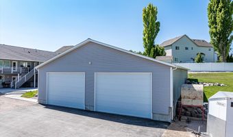 5089 Tree Valley Rd, Chubbuck, ID 83202