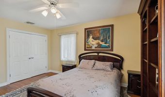 44 Netz Pl, Albertson, NY 11507