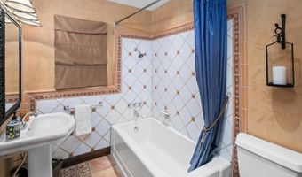 4915 Eyrie Rd, San Diego, CA 92116