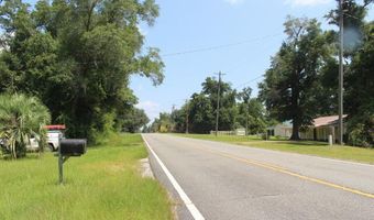 417 Lakepoint Rd, Alford, FL 32420