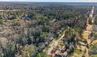 140 Merlin Dr, Athens, GA 30606