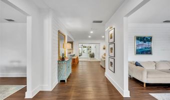 137 N SPRING LAKE Dr, Altamonte Springs, FL 32714