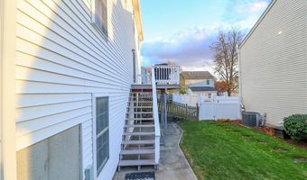 5 Edgewood Ave, Cumberland, RI 02864