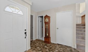 62 Monticello Dr 62, Branford, CT 06405