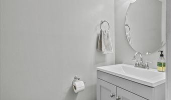 613 Vose Rd B, Alcoa, TN 37701