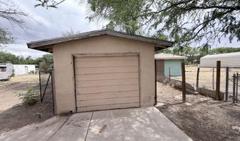1155 La Vega Rd, Bosque Farms, NM 87068
