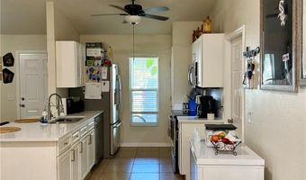 313 OAK St, Auburndale, FL 33823