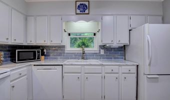 2931 Salem Rd, Benton, AR 72019