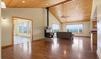 125 Cottage Ln, Bonners Ferry, ID 83805