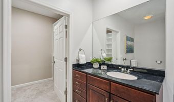 210 Old Plantation Dr W, Beaufort, SC 29907