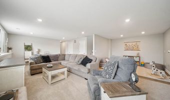 743 S Shade Ct, Andover, KS 67002