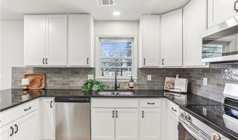 2179 Warren Dr, Austell, GA 30106